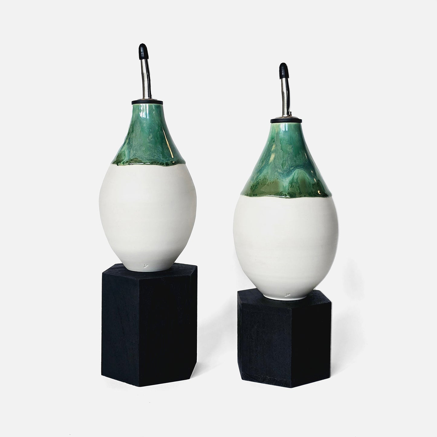 Green Float Olive Oil/Vinegar Pourer