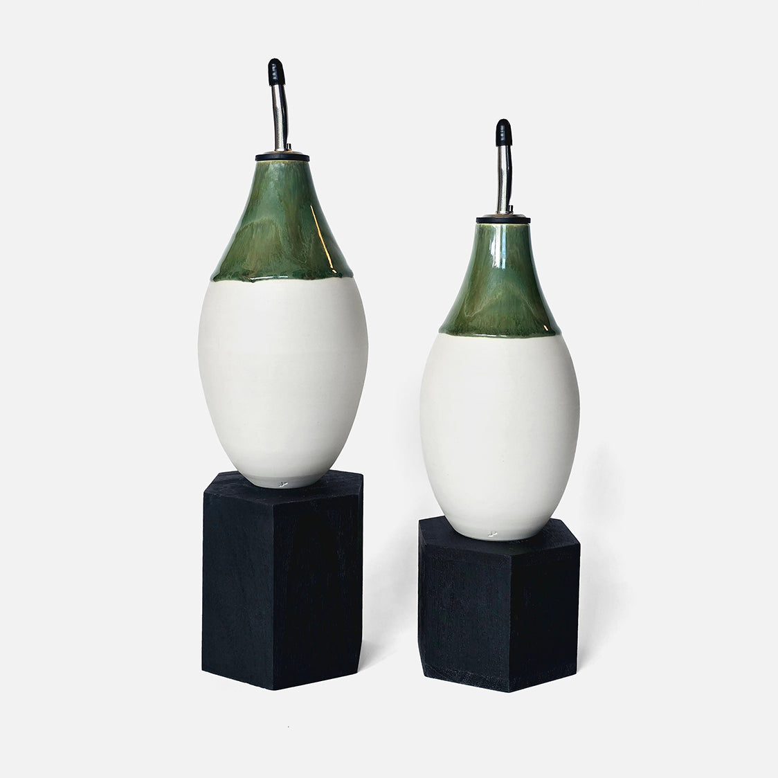 Rainforest Green Float Olive Oil/Vinegar Pourer