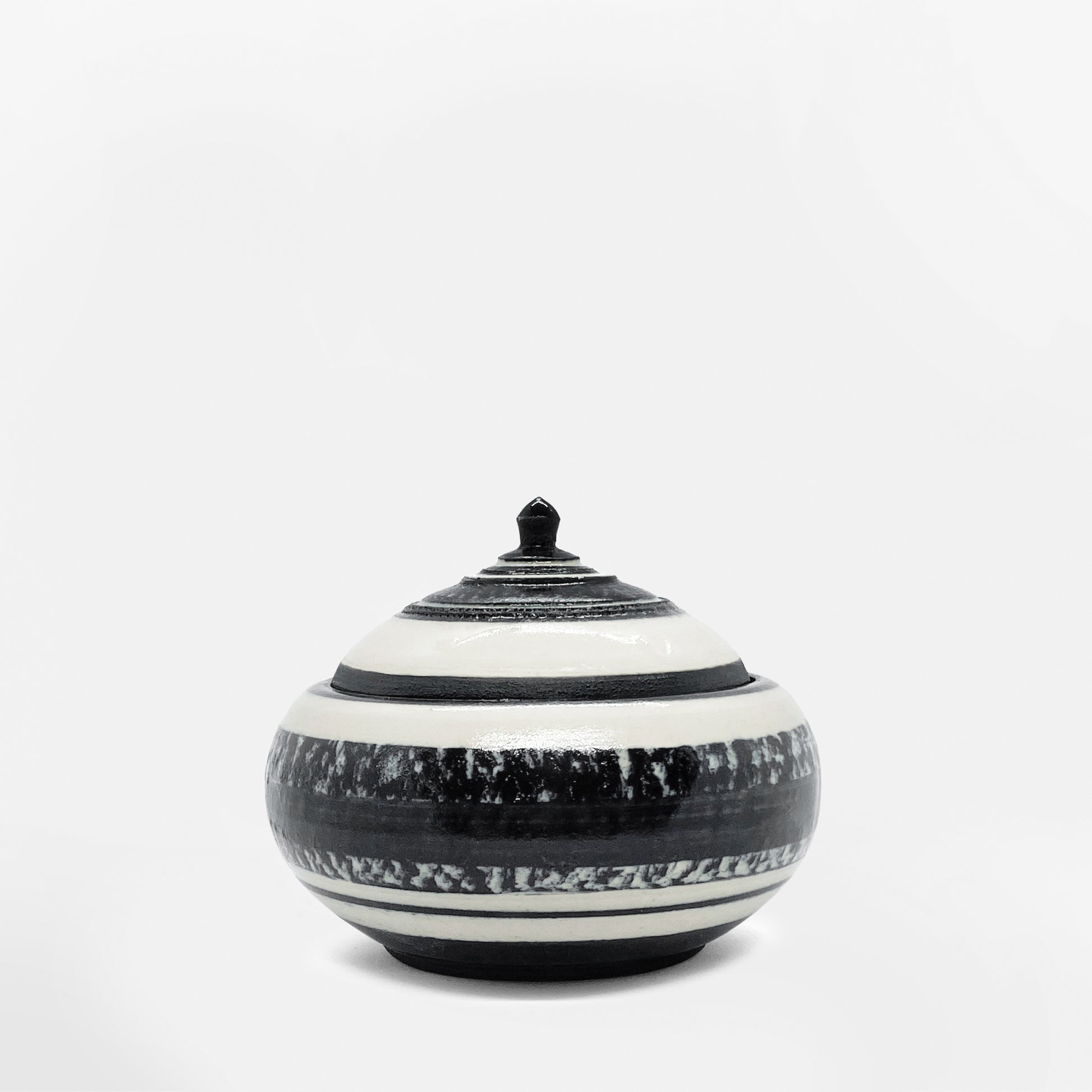 Handmade Chattered Porcelain Stoneware Mini Lidded Pot